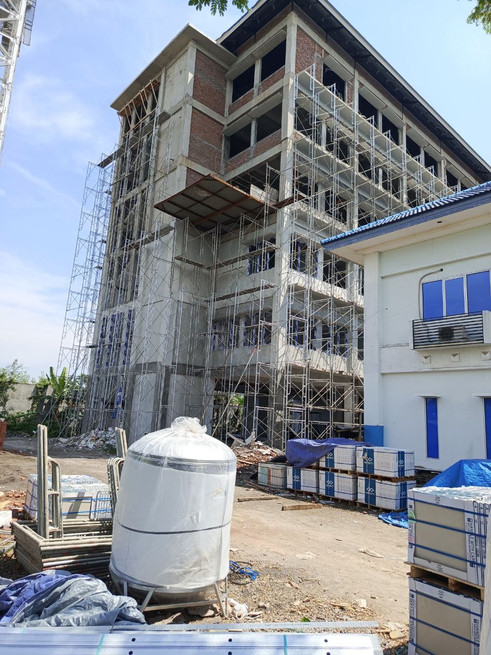 Sewa Scaffolding Surabaya Barat 3